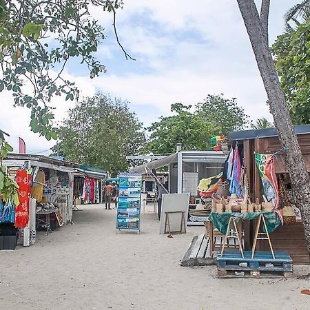 Vacances A La Plage Sainte-Anne  Eksteriør bilde